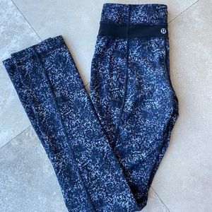 LULULEMON: MULTI COLORED LEGGINGS - 4